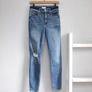 GOOD AMERICAN Womens Blue Zippered Frayed Hem High Waist Distress Jeans Size 27